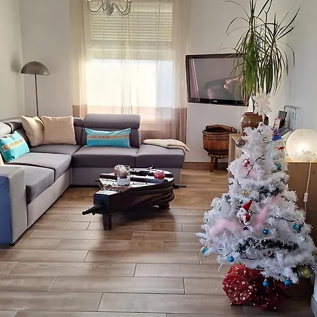 Les De Nathalie: Corneille Et Rivals * Καρκασόν