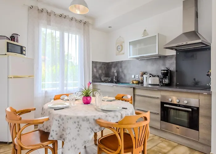 Les De Nathalie: Corneille Et Rivals