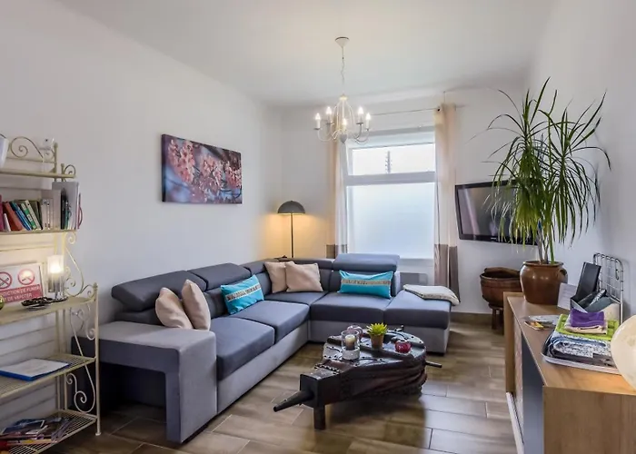 別荘 Les De Nathalie: Corneille Et Rivals