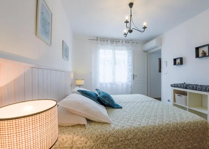 Les De Nathalie: Corneille Et Rivals カルカソンヌ